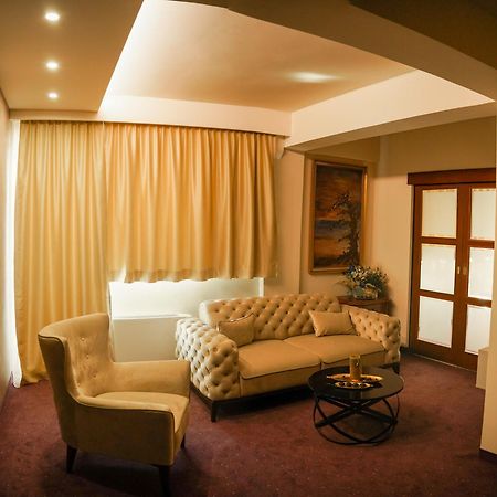 Hotel Laktaši Екстериор снимка