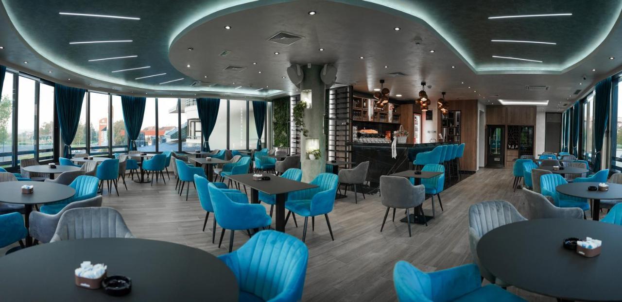 Hotel Laktaši Екстериор снимка