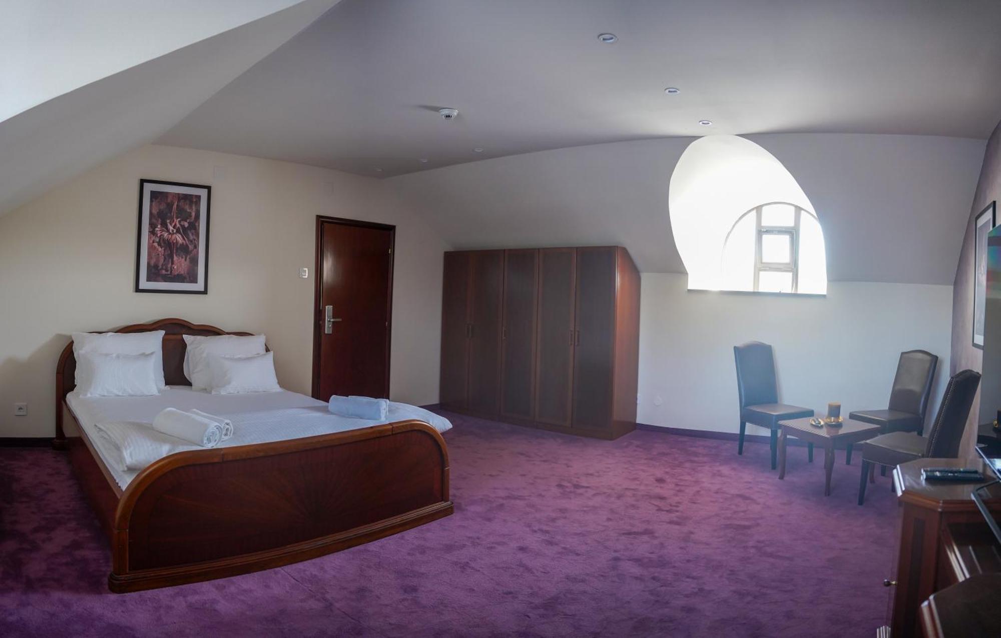 Hotel Laktaši Екстериор снимка