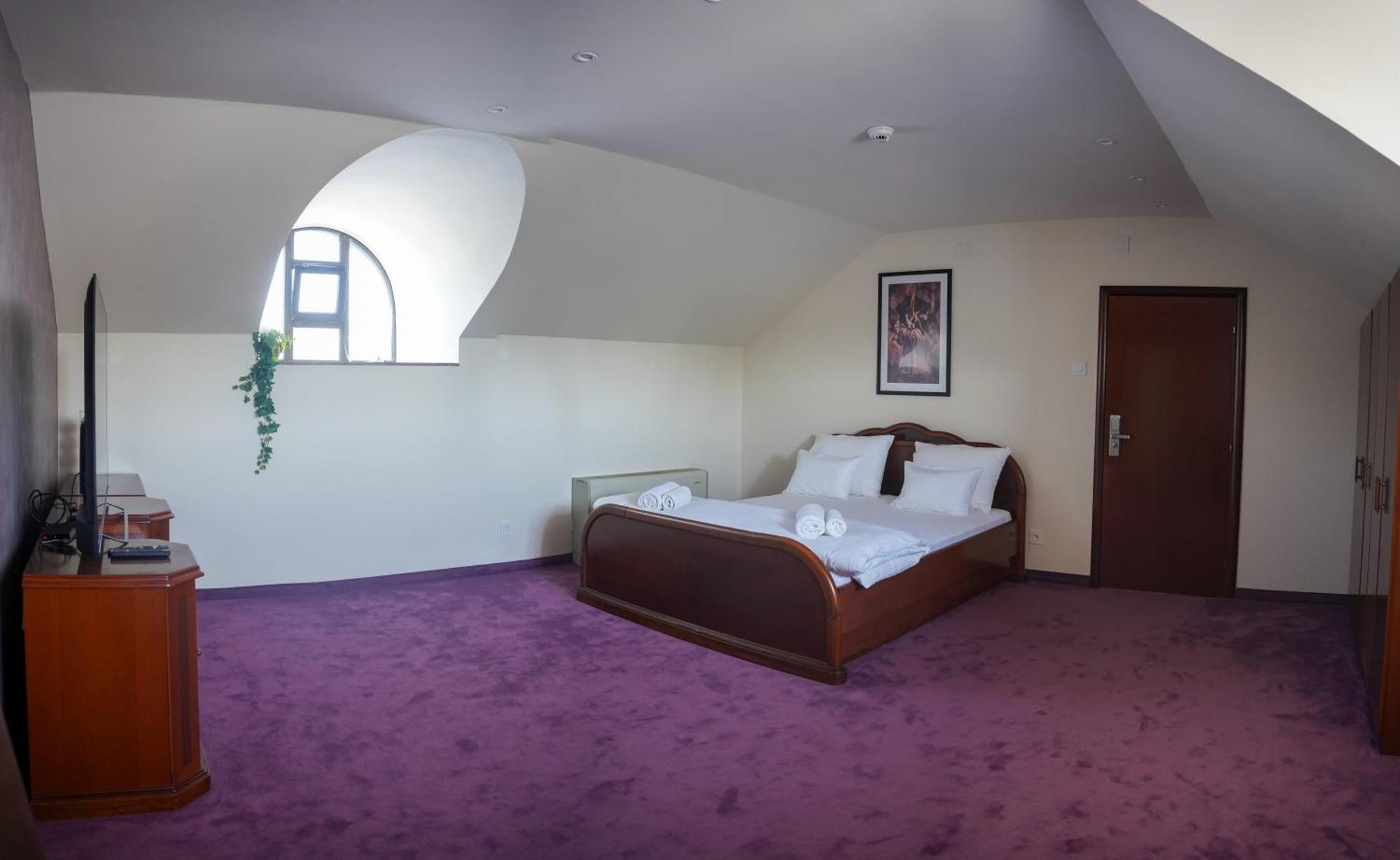 Hotel Laktaši Екстериор снимка